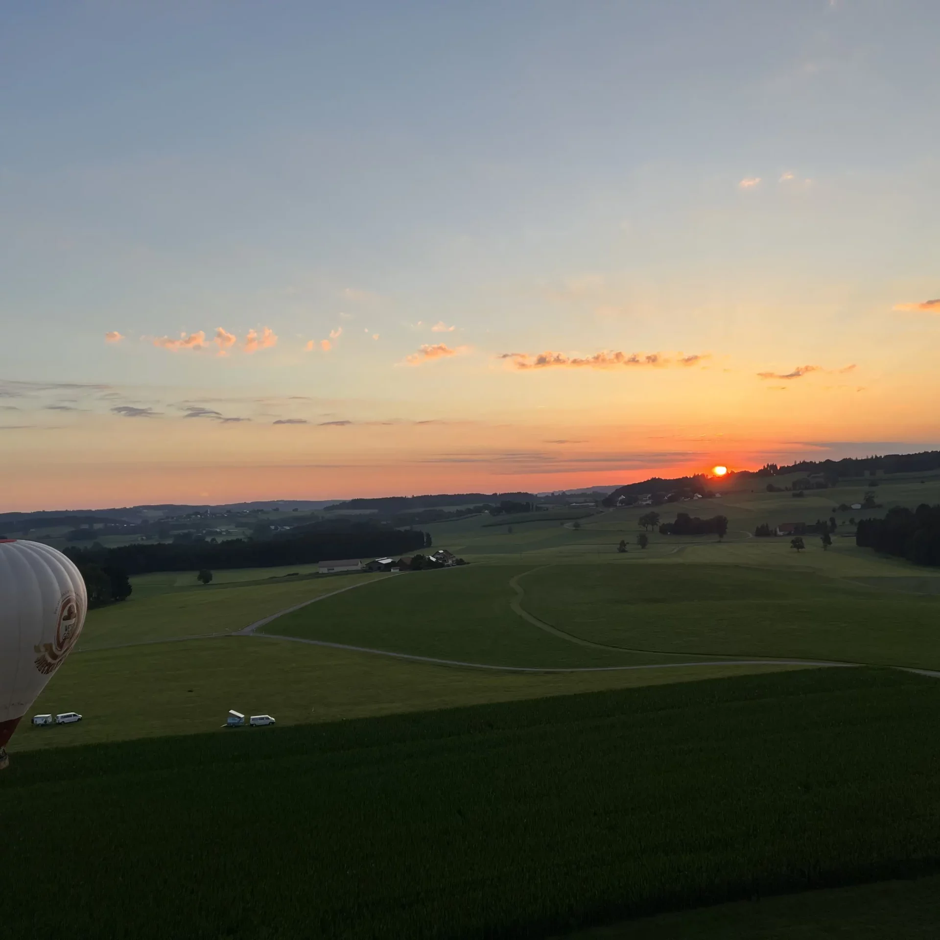 Sonnenaufgang aus dem Ballonkorb